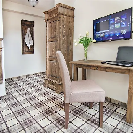 Five Stars Апарт-отель Вроцлав