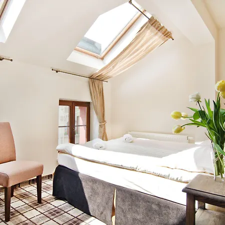 Hotel apartamentowy Five Stars