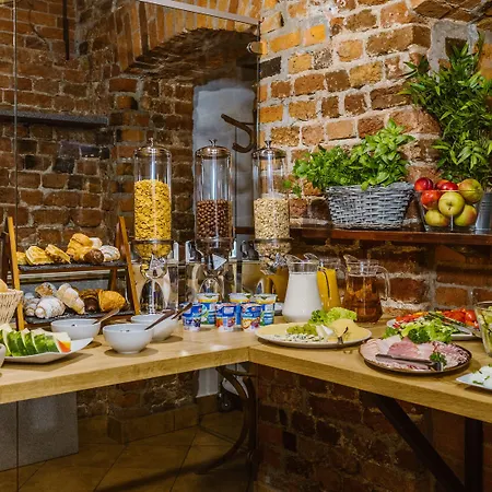 Ξενοδοχείο με διαμερίσματα Five Stars 3*