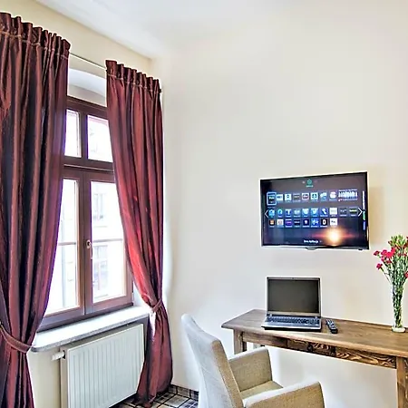 Five Stars Aparthotel