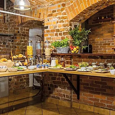 Hotel apartamentowy Five Stars Wrocław