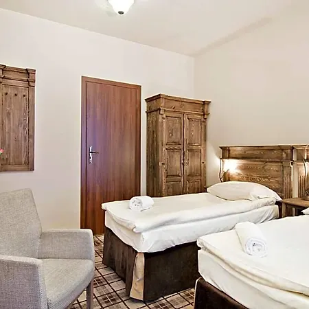 Hotel apartamentowy Five Stars 3*